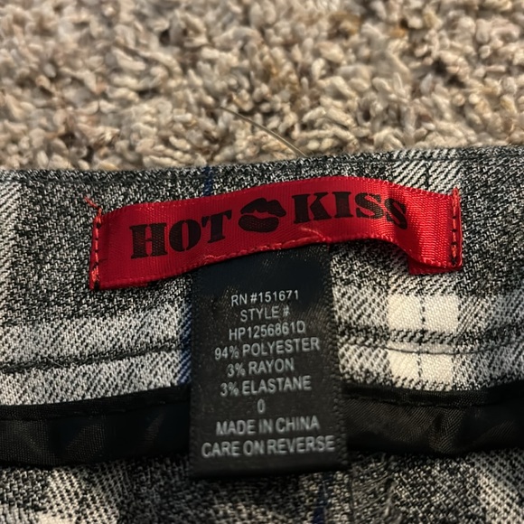 pants - Picture 2 of 2